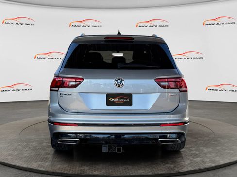 Used 2021 Volkswagen Tiguan SE R-Line w/ 3rd Row Seat Package image 45