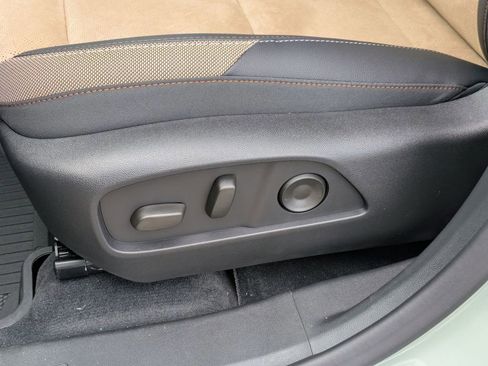 New 2026 Chevrolet Equinox ACTIV w/ Convenience Package III image 17