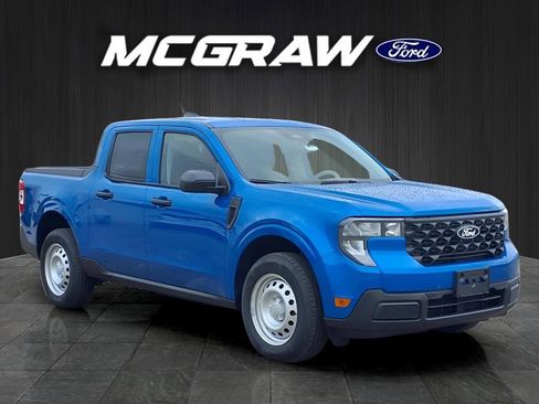 New 2025 Ford Maverick XL image 4