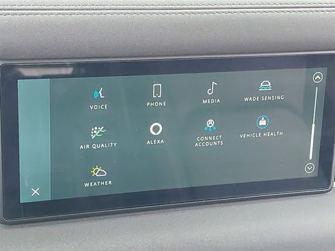 Used 2023 Land Rover Defender 110 X-Dynamic SE image 26