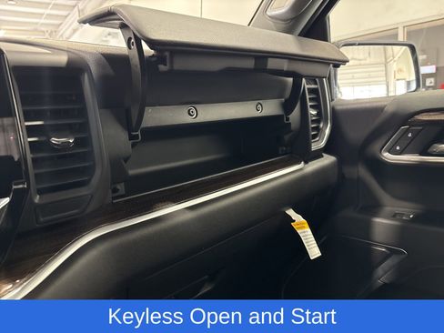 Used 2026 Chevrolet Silverado 1500 RST image 40