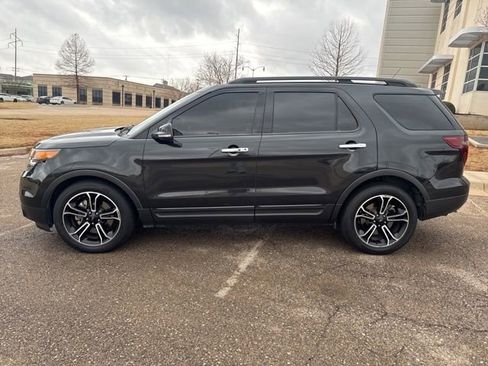 Used 2014 Ford Explorer Sport w/ Equipment Group 401A image 7