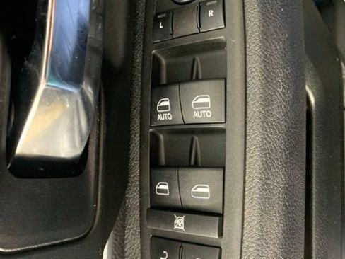 Used 2023 RAM 1500 Classic Warlock AWD/4WD image 28
