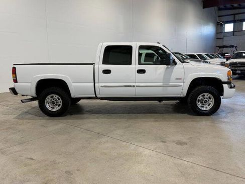 Used 2005 GMC Sierra 2500 SLE w/ Heavy-Duty Power Package AWD/4WD image 7