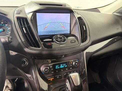 Used 2015 Ford Escape Titanium w/ Equipment Group 301A AWD/4WD image 15