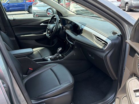 Used 2024 Buick Encore GX Sport Touring AWD/4WD image 11