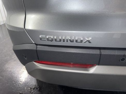 Used 2025 Chevrolet Equinox LT w/ Convenience Package II FWD image 41
