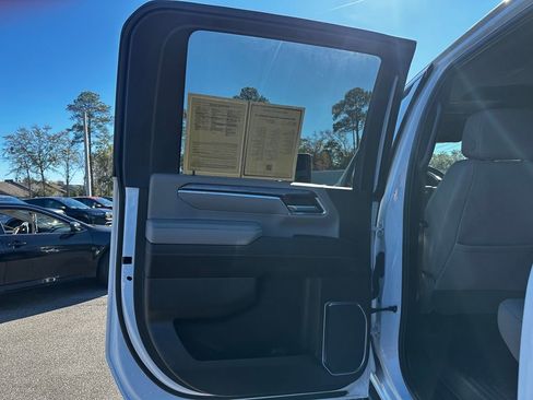 Used 2024 Chevrolet Silverado 3500 LTZ image 37