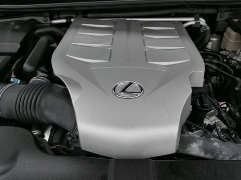 Used 2019 Lexus GX 460 Premium AWD/4WD image 34