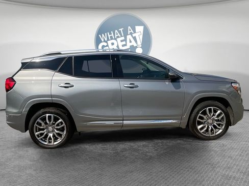 Used 2024 GMC Terrain Denali AWD/4WD image 2