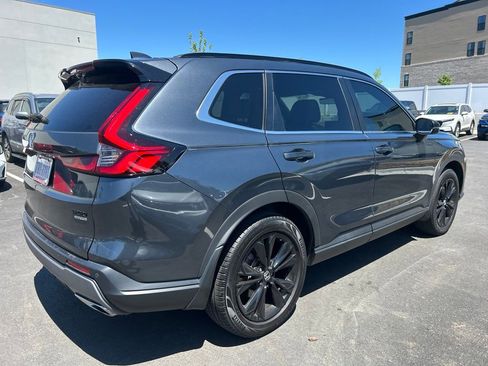 Used 2024 Honda CR-V Sport Touring image 2