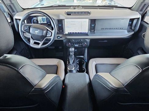 Used 2024 Ford Bronco Wildtrak AWD/4WD image 24