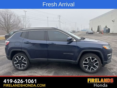 Used 2018 Jeep Compass Limited w/ Navigation Group image 2