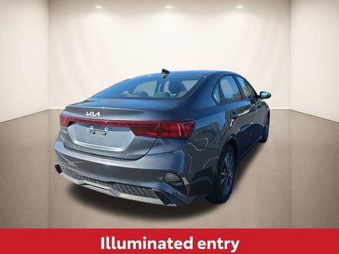 Used 2024 Kia Forte LXS image 6