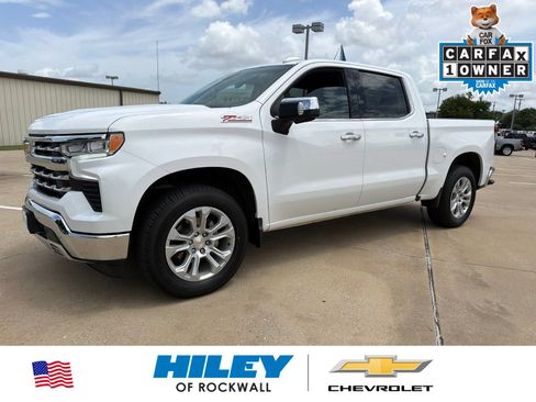 Used 2024 Chevrolet Silverado 1500 LTZ w/ Z71 Off-Road Package AWD/4WD image 1