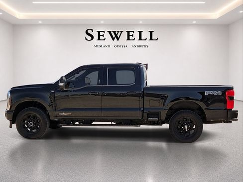 Used 2024 Ford F250 Lariat w/ Lariat Ultimate Package AWD/4WD image 2