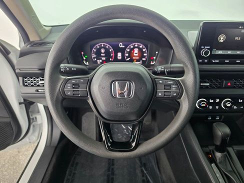 Used 2023 Honda Accord EX image 22