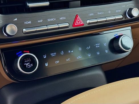 New 2026 Hyundai Palisade Calligraphy FWD image 29