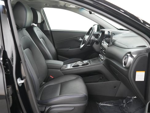 Used 2023 Hyundai Kona Limited FWD image 11