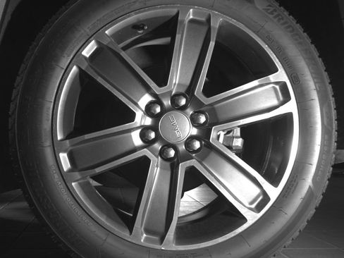 Used 2018 GMC Acadia Denali w/ Technology Package FWD image 13
