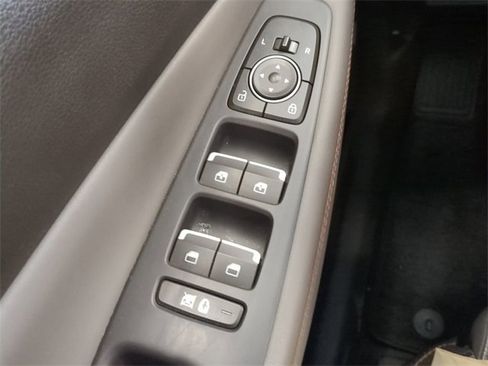 Certified 2020 Hyundai Santa Fe Limited image 31