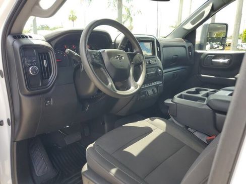 Used 2025 Chevrolet Silverado 2500 Custom w/ Custom Convenience Package RWD image 21
