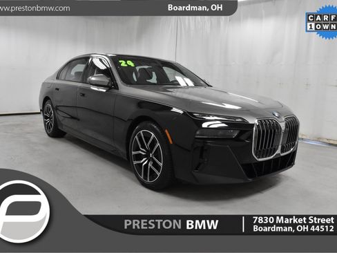 Used 2024 BMW 760i xDrive w/ Executive Package image 1