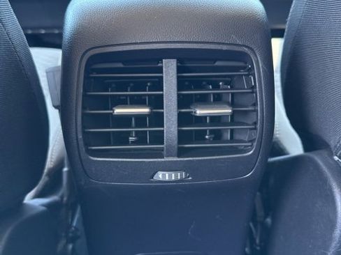 Used 2022 Ford Escape SE w/ Convenience Package image 21