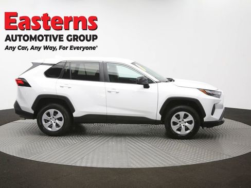 Used 2024 Toyota RAV4 LE AWD/4WD image 44