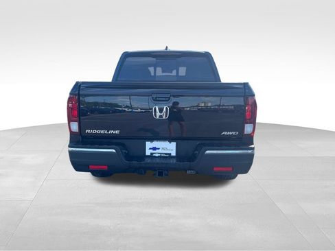Used 2019 Honda Ridgeline Sport image 4