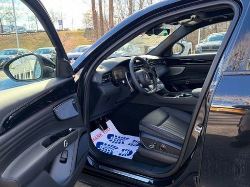 New 2026 Maserati Grecale Modena image 20