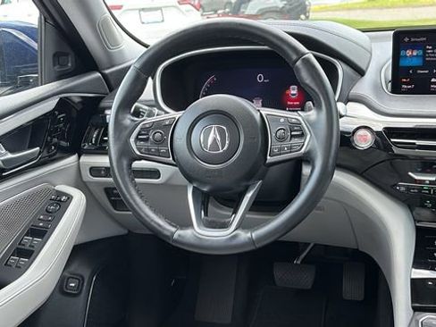 Used 2024 Acura MDX SH-AWD w/ Technology Package image 25