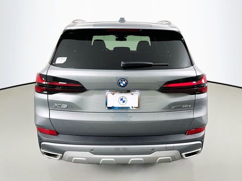 New 2026 BMW X5 xDrive50e w/ Climate Comfort Package image 6