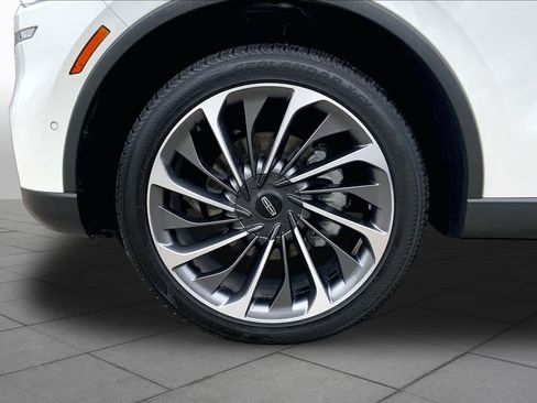 Used 2020 Lincoln Aviator Reserve w/ Equipment Group 202A AWD/4WD image 10