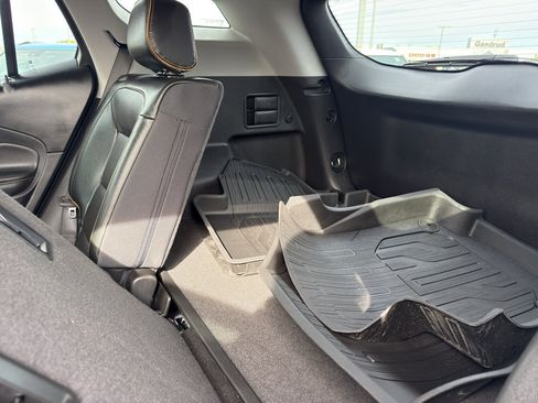 Certified 2023 GMC Terrain AT4 w/ Infotainment Package II AWD/4WD image 34
