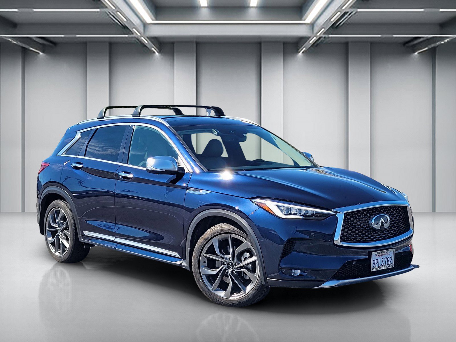 Used 2024 INFINITI QX50 Sensory w/ Accent Package AWD/4WD image 2