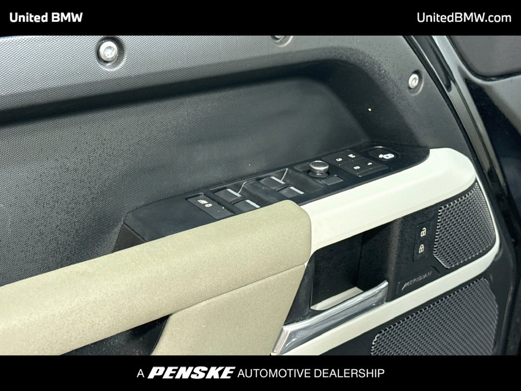 Used 2020 Land Rover Defender 110 SE AWD/4WD image 10