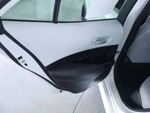 Used 2022 Toyota Corolla SE FWD image 29