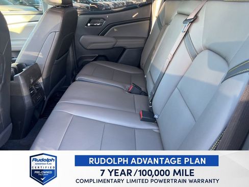 Used 2024 Chevrolet Colorado ZR2 w/ ZR2 Convenience Package III image 11