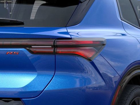 New 2026 Chevrolet Equinox EV RS FWD image 11