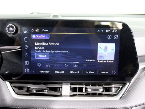 Used 2025 Chevrolet Equinox LT image 16