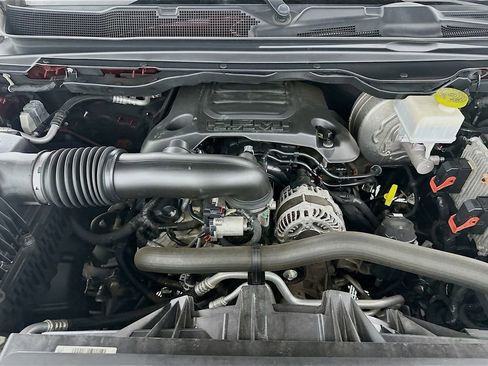 Used 2019 RAM 1500 Limited image 32