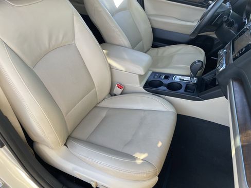 Used 2017 Subaru Outback 3.6R Limited image 8