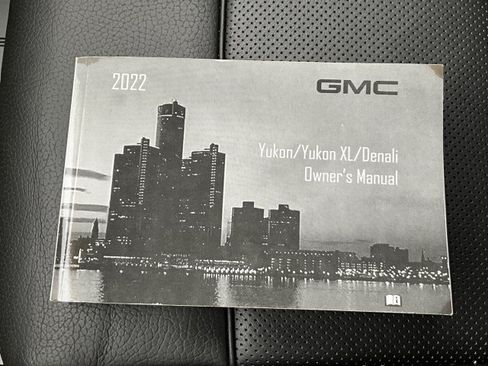 Used 2022 GMC Yukon Denali AWD/4WD image 39
