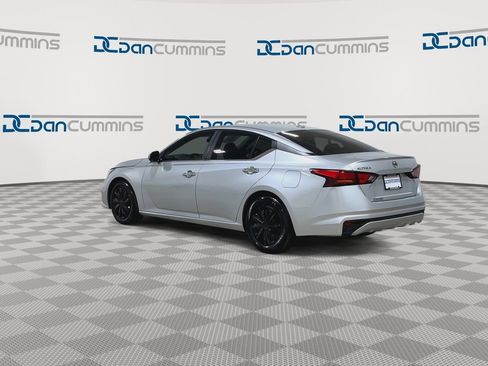 Used 2019 Nissan Altima 2.5 S FWD image 6
