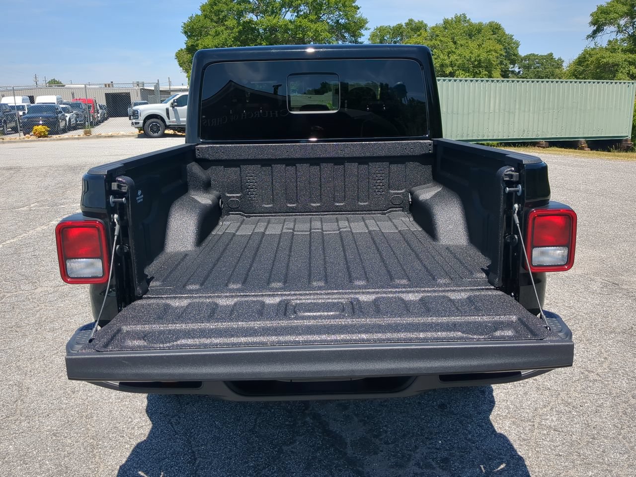New 2026 Jeep Gladiator Sport AWD/4WD image 11