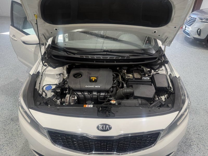 Used 2018 Kia Forte S FWD image 13