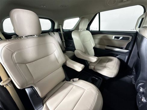 Used 2020 Ford Explorer XLT w/ Equipment Group 202A image 52