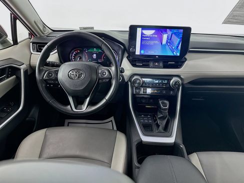 Used 2023 Toyota RAV4 XLE Premium AWD/4WD image 24