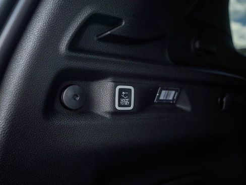 New 2026 Jeep Grand Cherokee L Limited AWD/4WD image 9